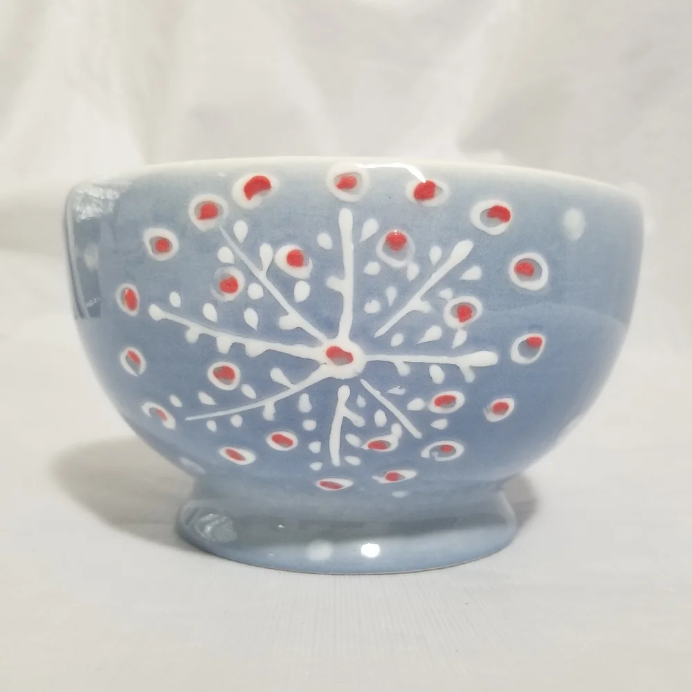 Crate & Barrel “Snowy” Winter Bowl – Portugal